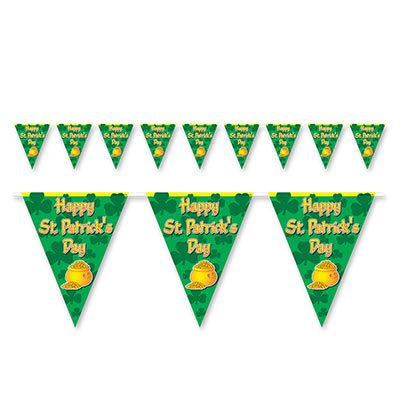 Green with Gold Lettering Happy St Patricks Day Pennant Banner