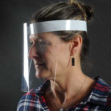 CLEAR PLASTIC FACE SHIELDS 