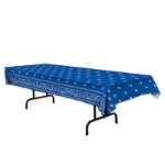 Tablecover printed to replicate a blue bandana.